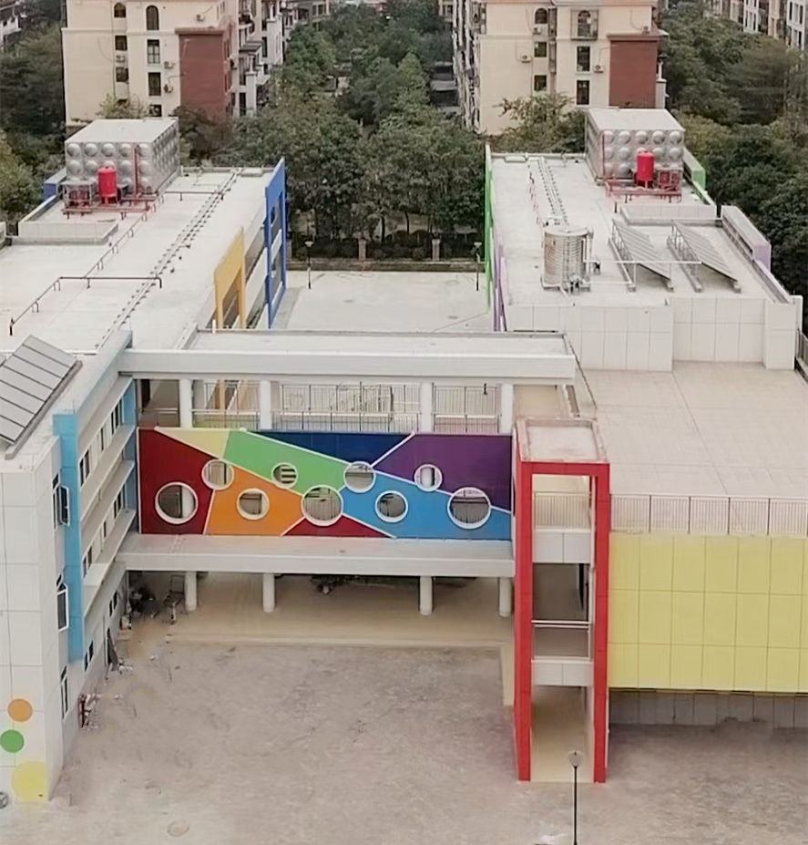 幼兒園熱水系統---空氣能輔助太陽能安全節能放心